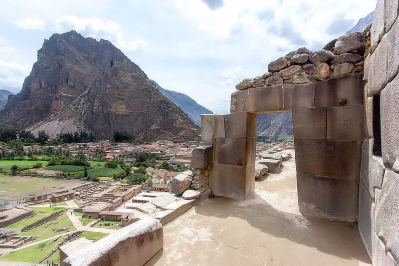 Traslado privado Ollantaytambo ⇨ Cusco